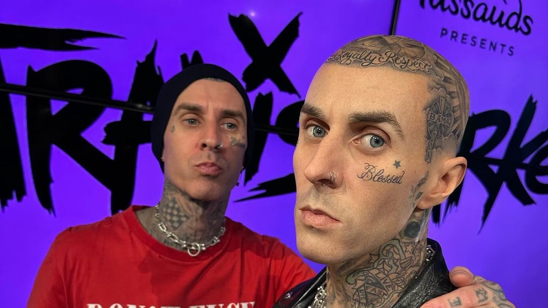 Hurley Kembali Tunjuk Travis Barker Sebagai Duta Ikon Global