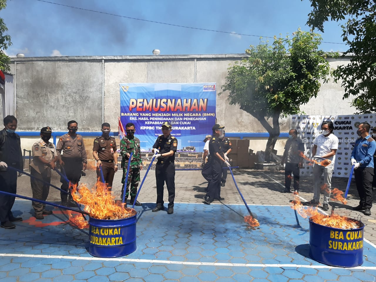 Bea Cukai Surakarta Musnahkan Ratusan Sex Toys dan Rokok Ilegal Senilai Rp1,2 Miliar
