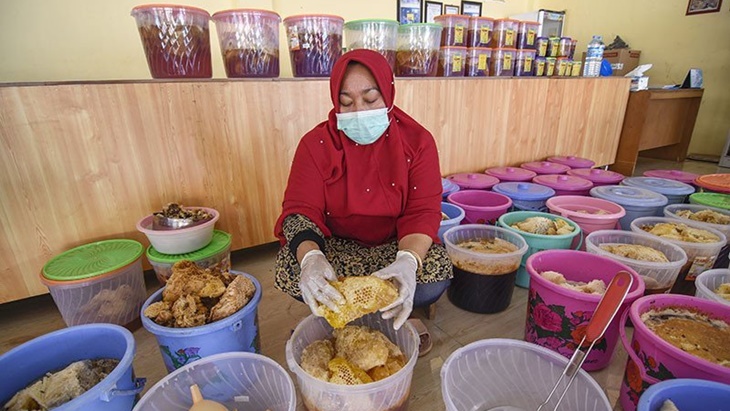 Trik Toko Kelontong Go Online Berlayar Lewati Badai Pandemi