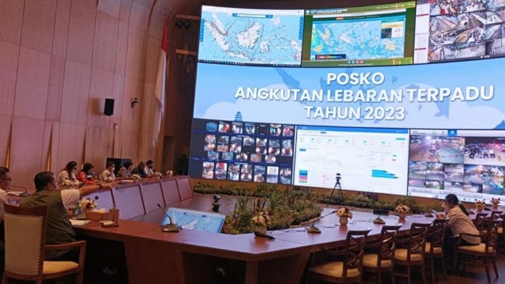 Pengguna Angkutan Umum Capai 824 Ribu Orang pada H+1
