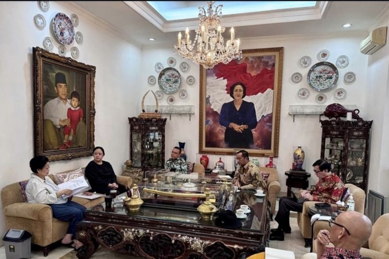 Saat Temui Megawati, Menteri Sekretaris Negara Prasetyo Dapat Pesan Buat Jaga Presiden Prabowo