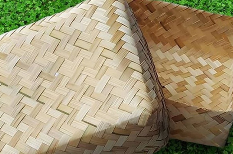 Selain Besek Bambu, Wadah Makan Tradisional ini Juga Ramah Lingkungan