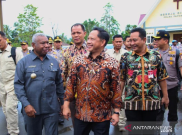 Dua Catatan Kontroversi Tito Versi ICW: Novel Baswedan Hingga Buku Merah