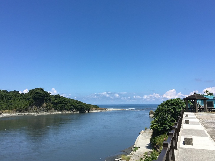 Pelabuhan Hualien, Taiwan. (Foto: Pixabay/YENJIANN)