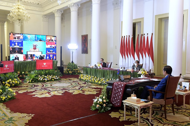 Di KTT EAS, Jokowi Ingatkan Kedamaian di Laut China Selatan