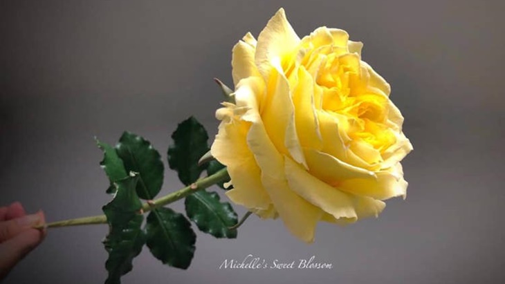 Karya Bunga Gula Ultra-Realistis ini Jadi Sorotan di Internet