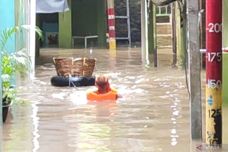 Air Kirim Dari Ciliwung Rendam Kawasan Kebon Pala Jakarta Sampai 130 Cm