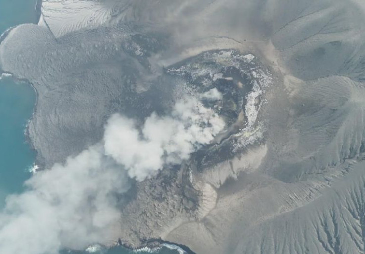 Belum Reda, Gunung Anak Krakatau 3 Kali Erupsi Sejak Pagi