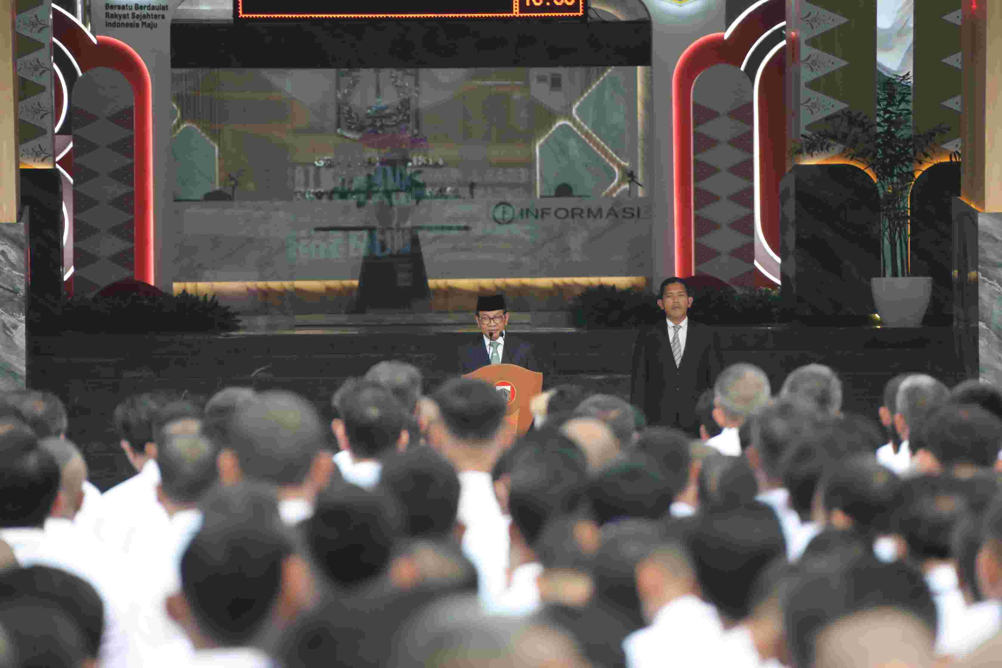 Lantik 2.703 PPPK Pemprov DKI, Pramono: Hindari Penyalahgunaan Wewenang