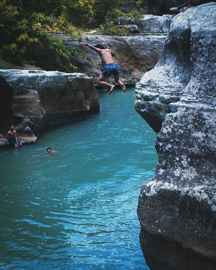 Pemandangan cantik di destinasi wisata Tonjong Canyon. (Foto: instagram@enjoytasik)