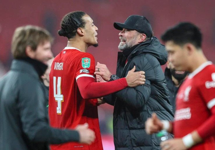 Dulu Anak Asuh, Kini Jadi Lawan: Van Dijk Punya Target Khusus untuk Jurgen Klopp