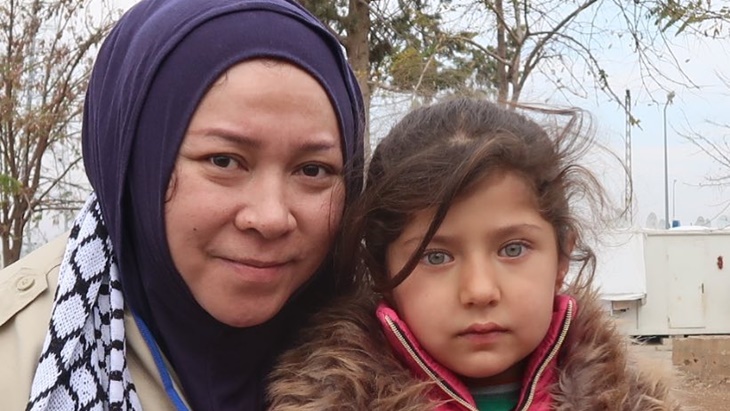 Di Palestina, Ini Cara Melly Goeslaw Rayakan Hari Ibu