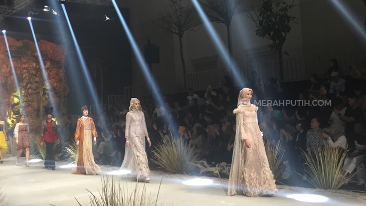 Usung Tema Harmoni Bumi, Fashion Rhapsody 2020 Resmi Digelar