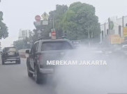 Alasan Mobil Disnakertransgi DKI Jakarta Tetap Dibawa Meski Keluarkan Asap Tebal