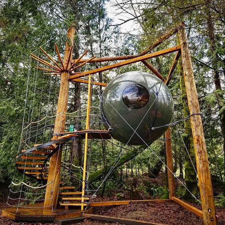 Free Spirit Spheres, Kanada. Foto: instagram/benvadasz,