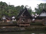 Fakta-Fakta Menarik Kampung Naga, Komunitas Adat yang Jauh dari Ingar Bingar Modern
