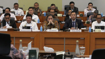 Raker Menko Kabinet Merah Putih dengan Badan Anggaran DPR Bahas RAPBN 2025