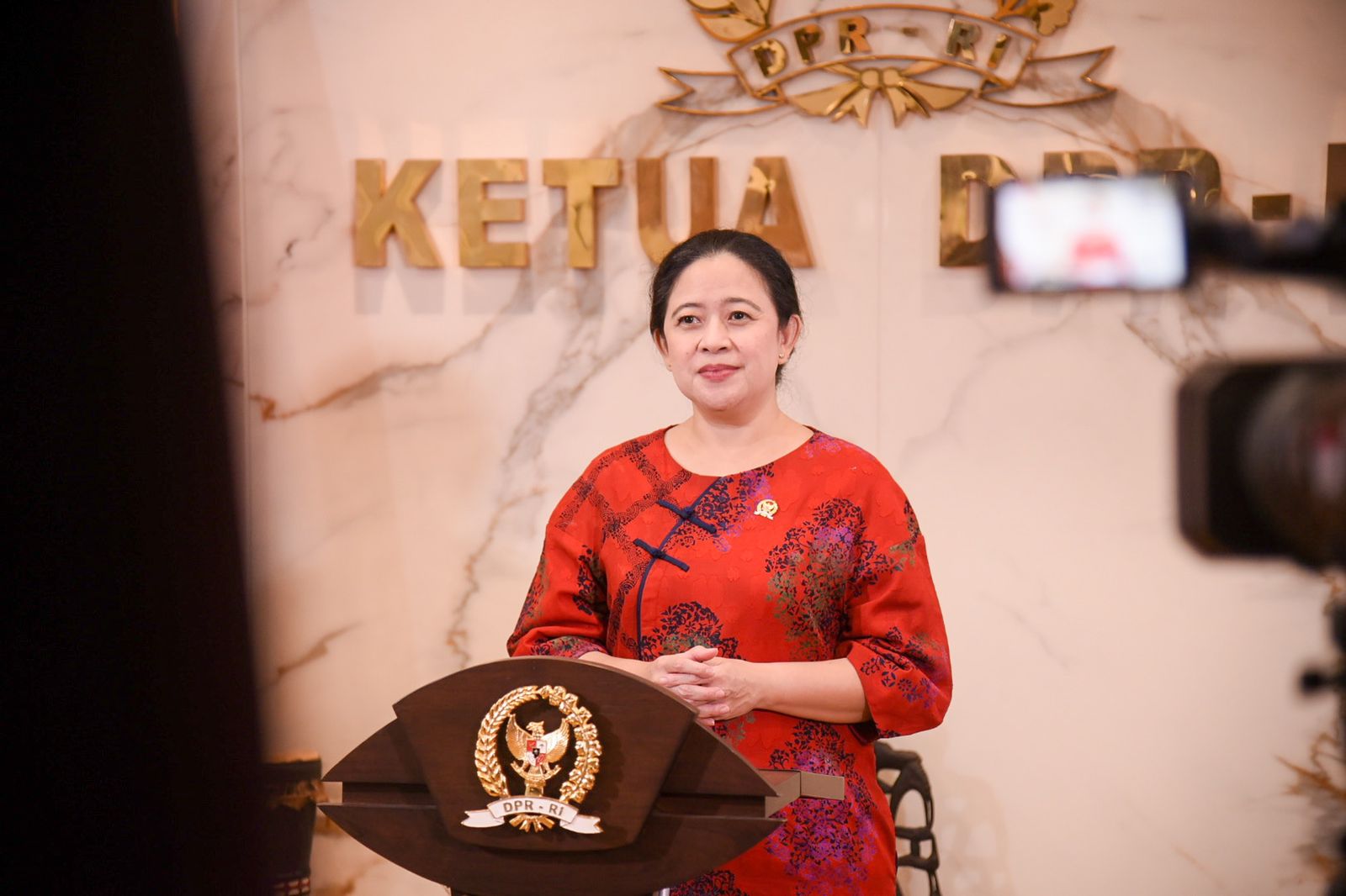 Ketua DPR: Jangan Euforia Karena Kebijakan Lepas Masker