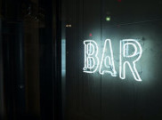 Bernostalgia, Bar ini Menggunakan Tema “Back to The Future”