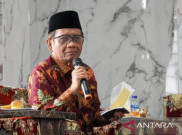 Mahfud MD Minta Polisi Periksa Denny Indrayana yang Diduga Bocorkan Rahasia Negara
