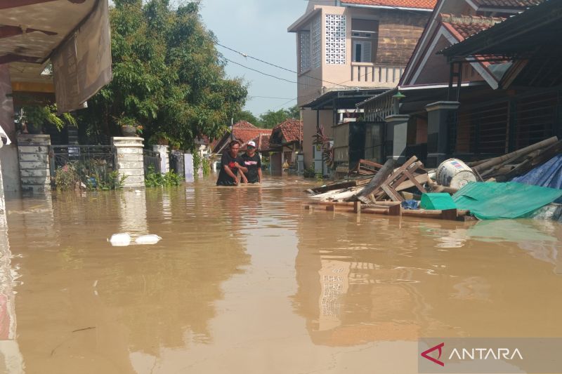 Pemkab Cirebon Tetapkan Status Tanggap Darurat Mempercepat Penanganan Dampak Banjir