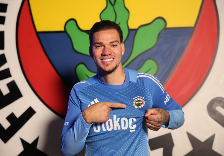 Ederson Akui tak Bahagia di Manchester City, Cedera Bikin Performanya Memburuk