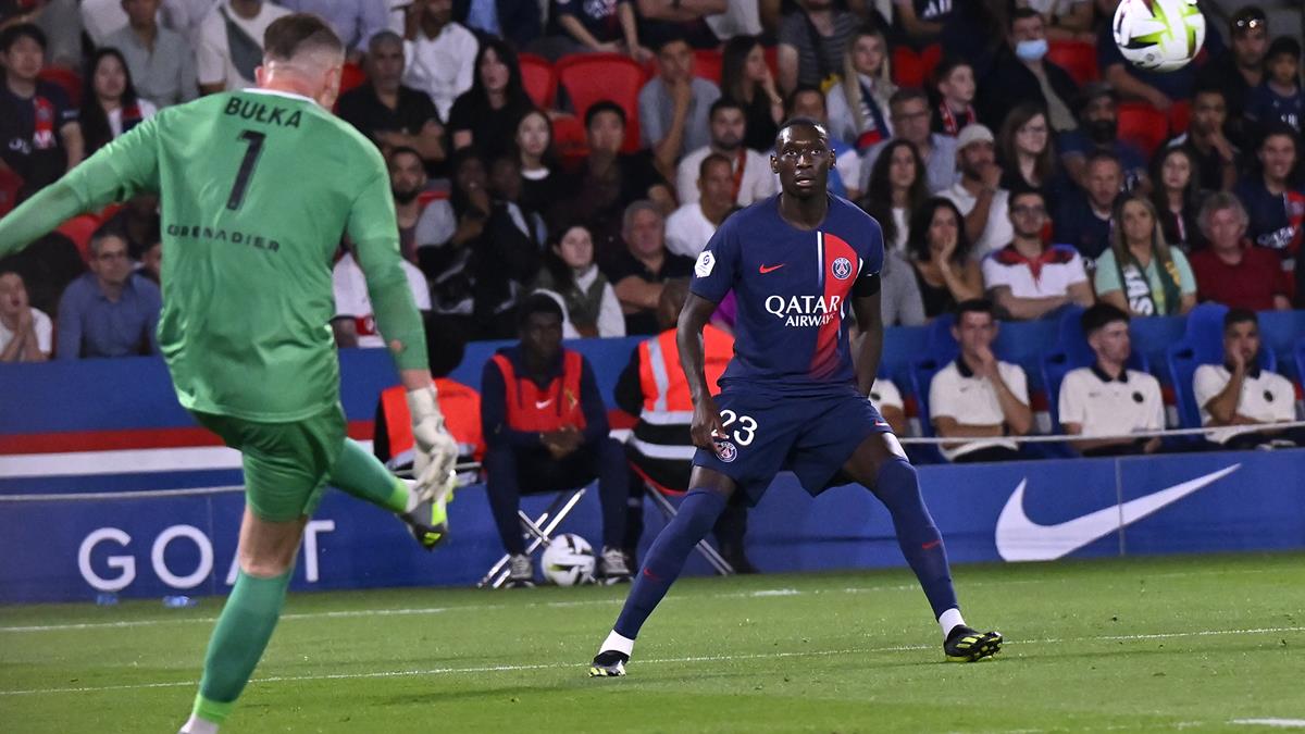 Kolo Muani Jadi Penentu Kemenangan Juventus atas Como, Thiago Motta Yakin Ia Bisa Lebih Baik Lagi