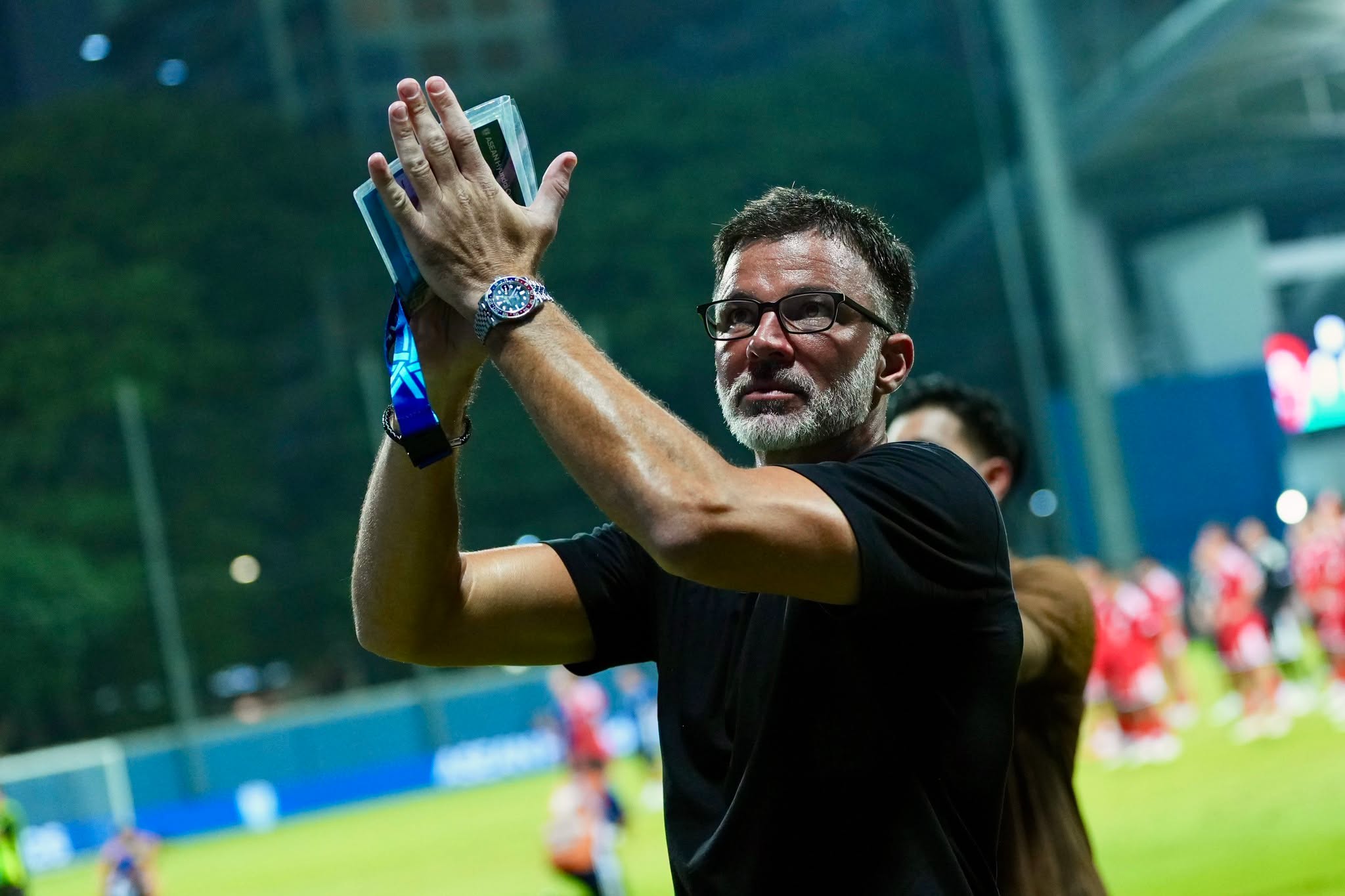 Pelatih Timnas Anthony Hudson Buka Suara soal Adu Mulut dengan Arsitek Singapura Gavin Lee Jelang Leg Kedua Semifinal ASEAN Cup 2026, Akui Sempat Malu