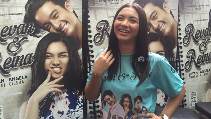 Angela Gilsha Lebih Suka Cowok Bule, Ini Alasannya