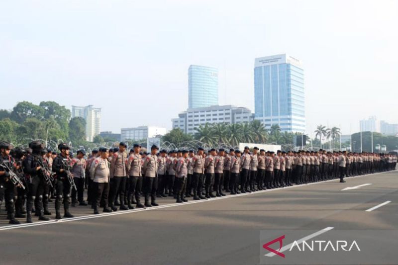 1.600 Polisi Kawal Demo Pro MBG di Gambir, Hati-Hati Macet Aksi Mulai 09.00 WIB 
