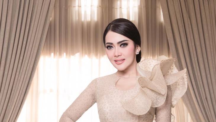 Usai Bungkam Seribu Bahasa, Syahrini Akhirnya Luncurkan Kode Telah Menikah