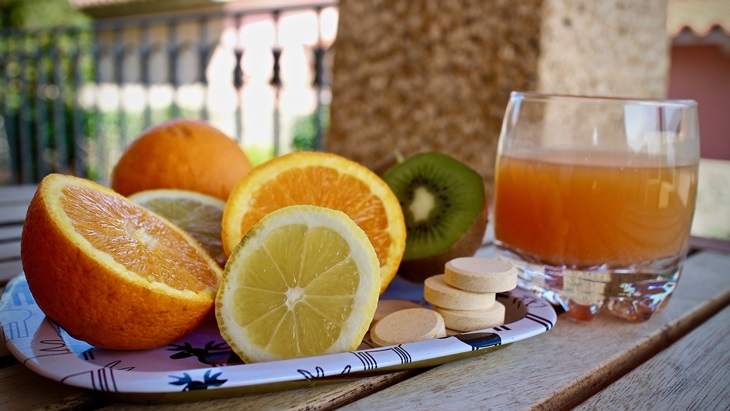 Bongkar Klaim Vitamin C Dapat Menyembuhkan COVID-19