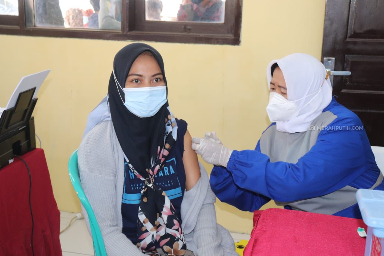 Vaksinasi Dosis Pertama di Kabupaten Cirebon Ditargetkan Capai 50 Persen