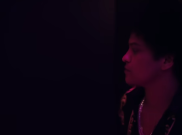 Lirik Lagu Versace On The Floor Bruno Mars, Ada Terjemahan