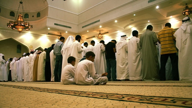 Selama PSBB warga belum diperbolehkan salat berjamaah