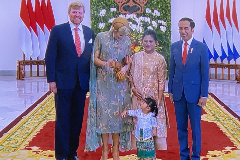 Ratu Belanda Terpikat 'Diplomasi Mawar' Cucu Jokowi