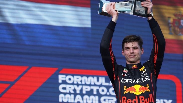 Max Verstappen Tundukkan Charles Leclerc di F1 GP Miami 2022