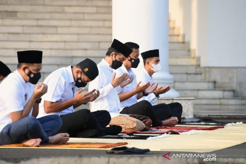 Sersan Dua Paspampres Jadi Imam Salat Id Jokowi dan Istri di Istana Bogor