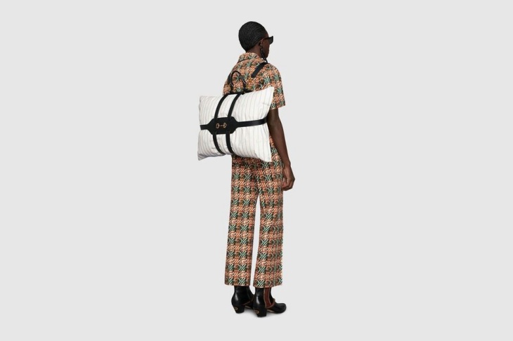 Gucci 1955 Horsebit Pillow Backpack Holder. (Foto: hypebae) 
