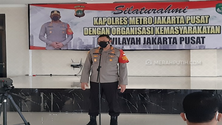 Kapolres Jakarta Pusat Tak Segan Hajar Preman yang Bikin Resah Warga