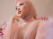 Selfi Yamma Sentuh Hati Pendengar lewat Single Baru ‘Pelukan Nyata’, Simak Lirik Lengkapnya