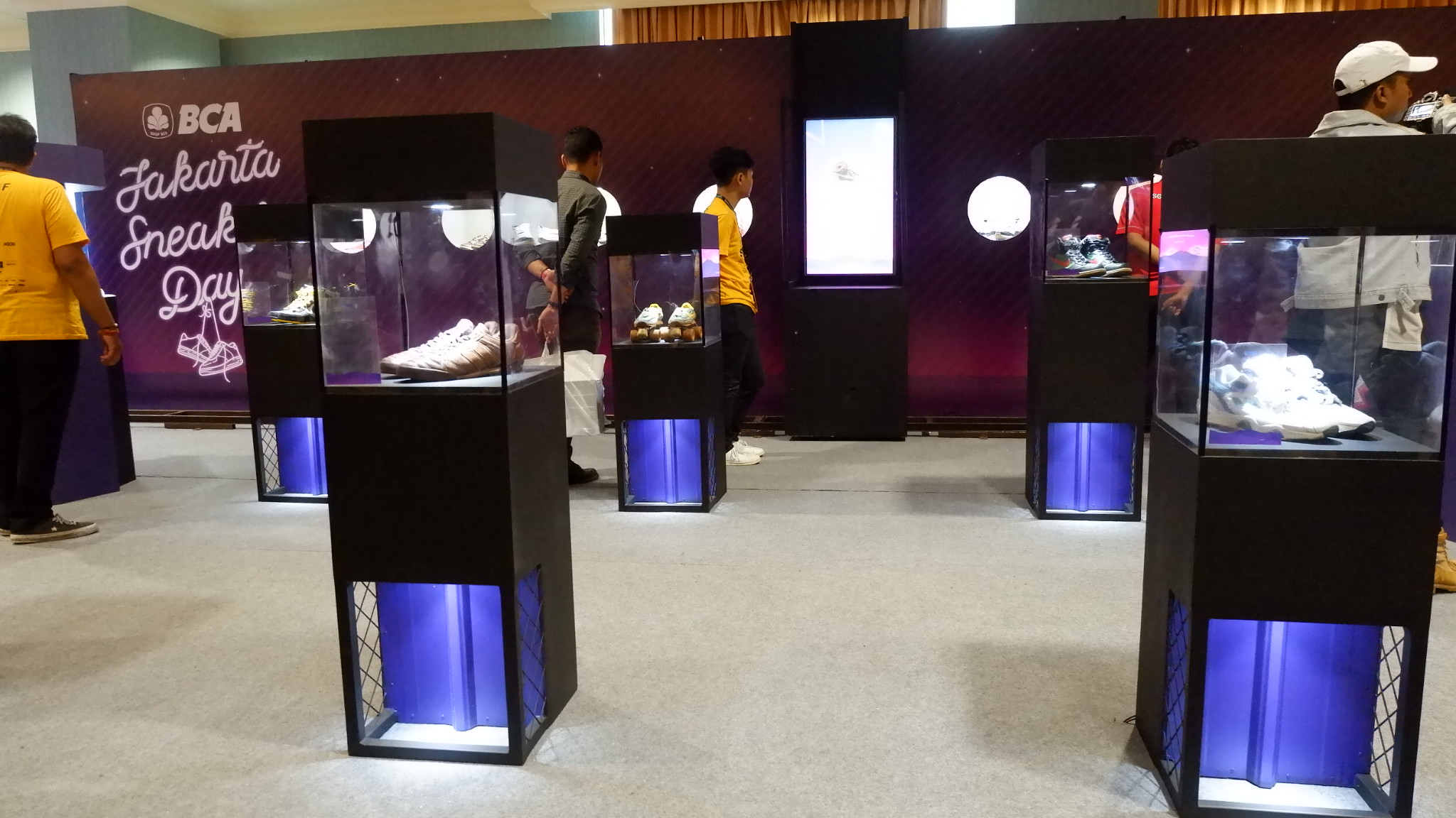 Keren! Hari Pertama Jakarta Sneaker Day 2018 Dipenuhi Lautan Manusia