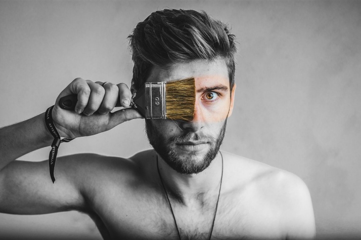 Jangan sampai kepercayaan diri berlebihan membuatmu dijauhi orang lain. (Foto pixabay/radu_floryn22) 