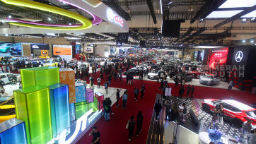 Kemeriahan Hari Pertama Pameran Otomotif GIIAS 2025 di ICE BSD CITY 