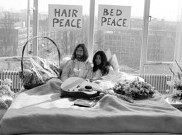 Rekaman yang tak Pernah Dirilis Milik John Lennon Dijual Rp 830 Juta