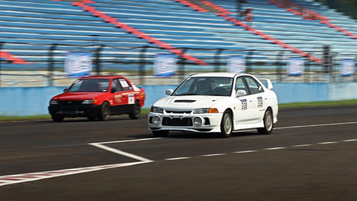 Daftar Hajatan Drag Race Mobil 2022 di Indonesia