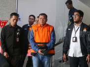 KPK Resmi Tahan Bupati Kuansing Suhardiman Amby dalam Kasus Suap Jual Beli Jabatan