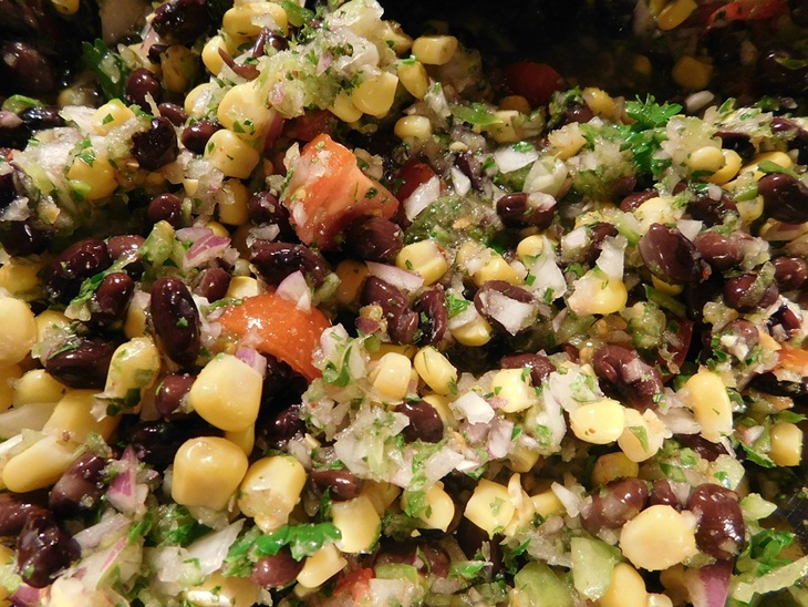 Makanan nabati yang mudah diolah cocok untukan bepergian. (Foto: Pixabay/pya8300)