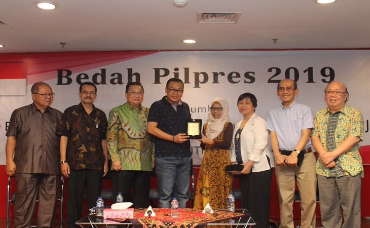 Pengurus INTI bersama Narsum