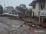 Jalan Solok-Padang Ditutup Akibat Banjir Bandang, 4 Orang Dikabarkan Terluka